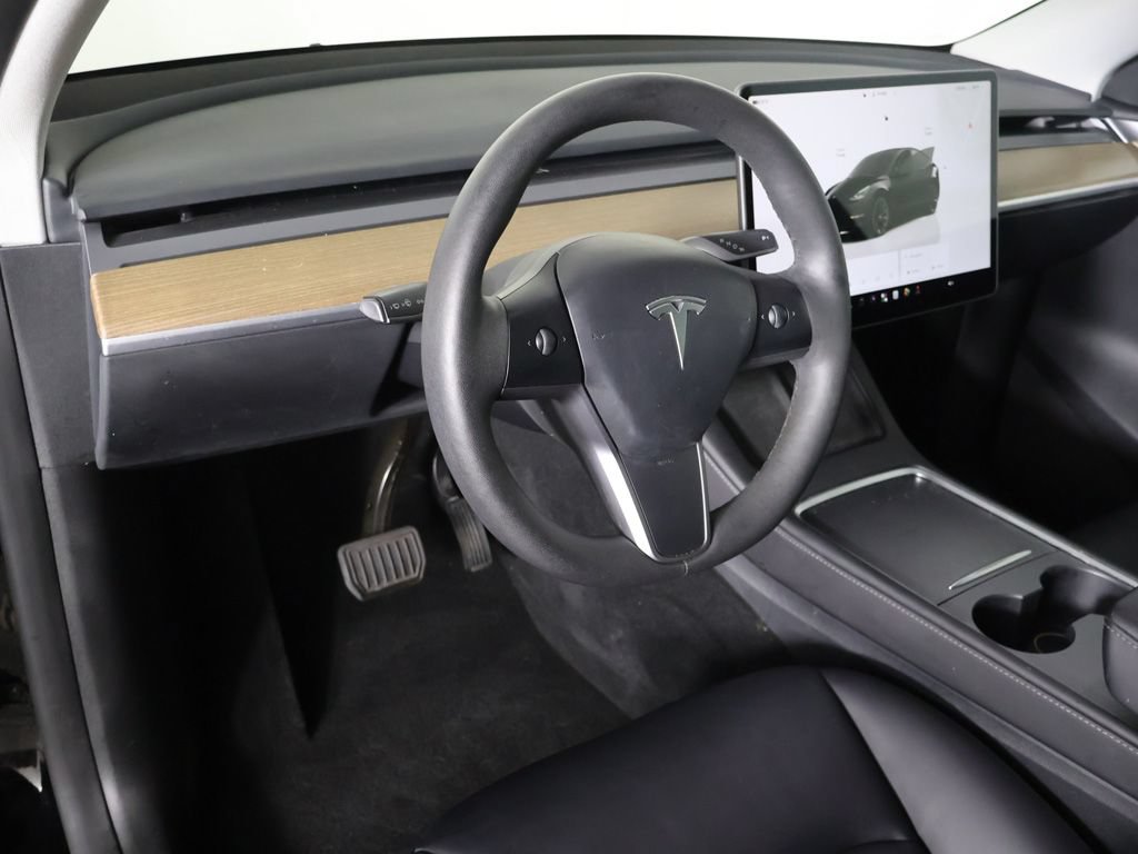 Used 2023 Tesla Model Y Long Range AWD/4WD image 28