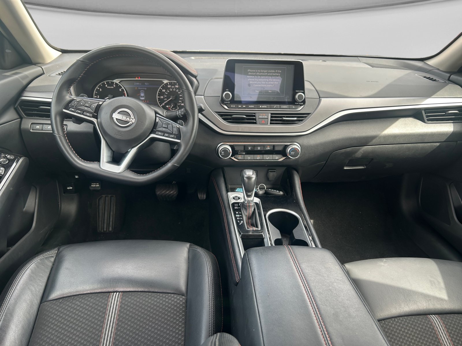Used 2025 Nissan Altima 2.5 SR FWD image 16