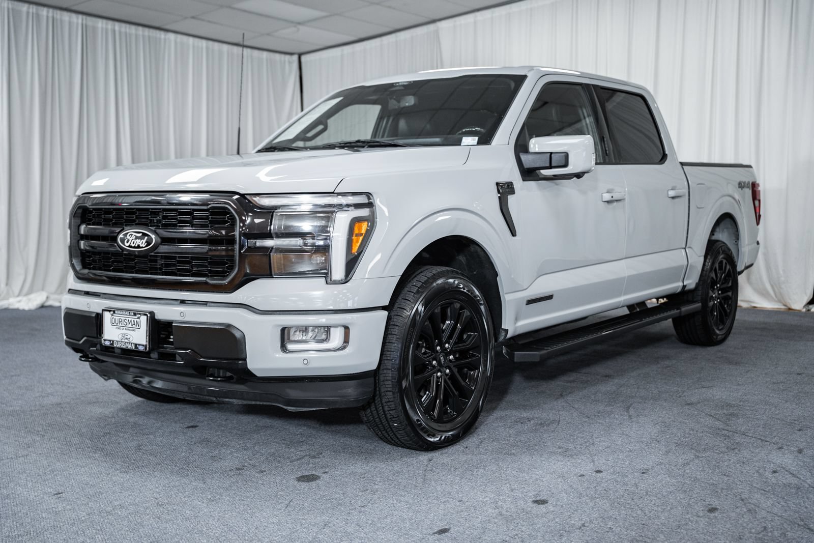 Used 2024 Ford F150 Lariat w/ Equipment Group 502A High AWD/4WD image 3
