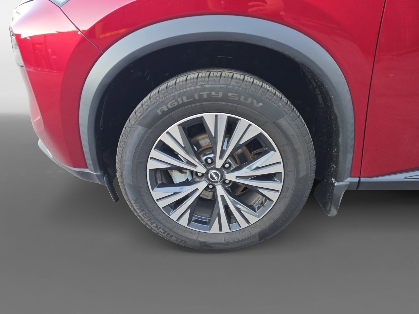 Used 2023 Nissan Rogue SV image 9