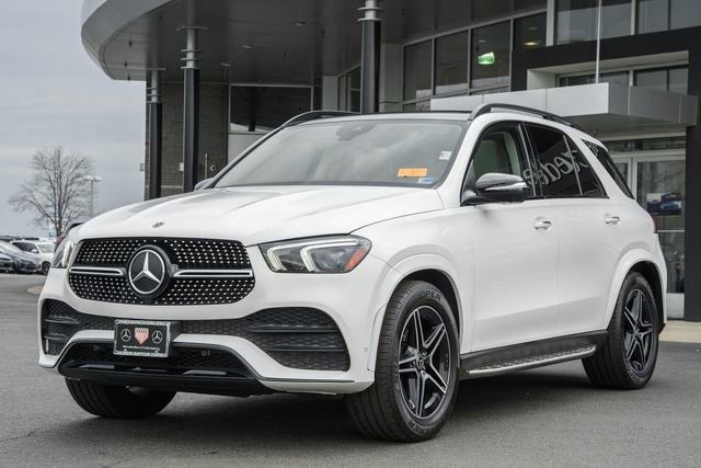 Used 2022 Mercedes-Benz GLE 350 4MATIC w/ AMG Line Exterior image 3