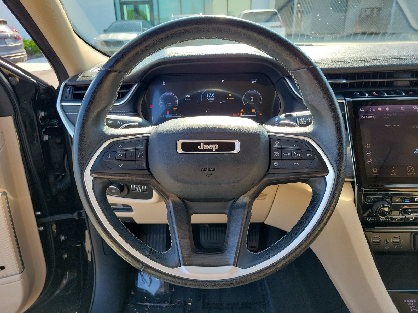 Used 2021 Jeep Grand Cherokee L Limited w/ Luxury Tech Group II AWD/4WD image 17