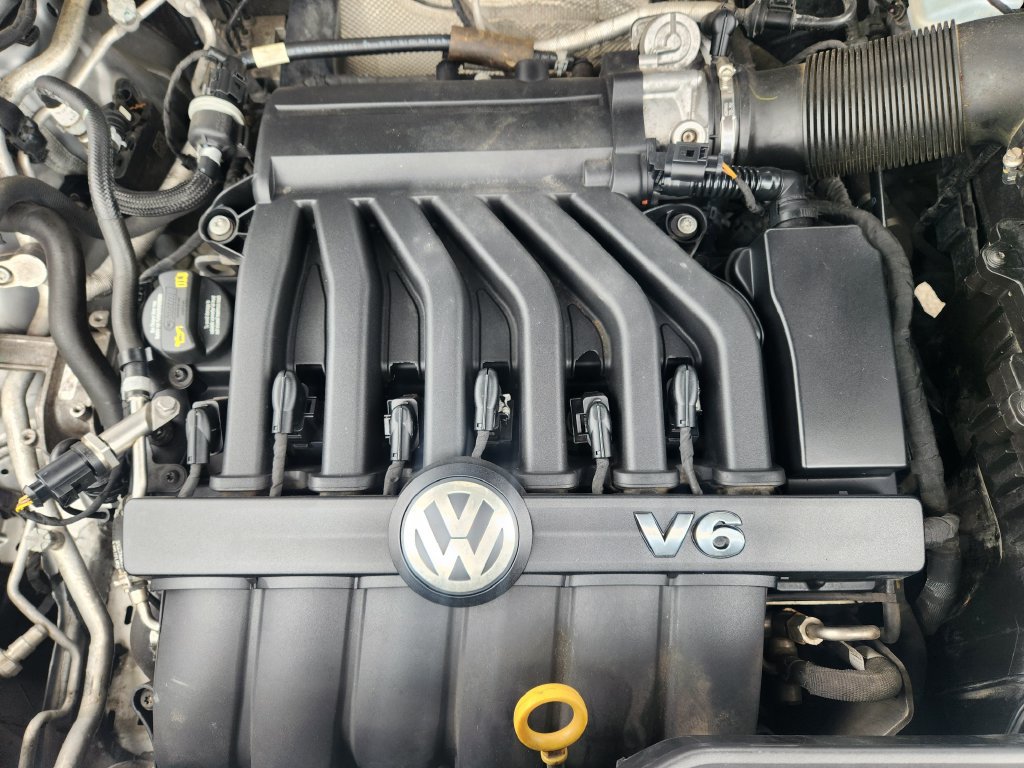 Used 2018 Volkswagen Atlas S FWD image 24