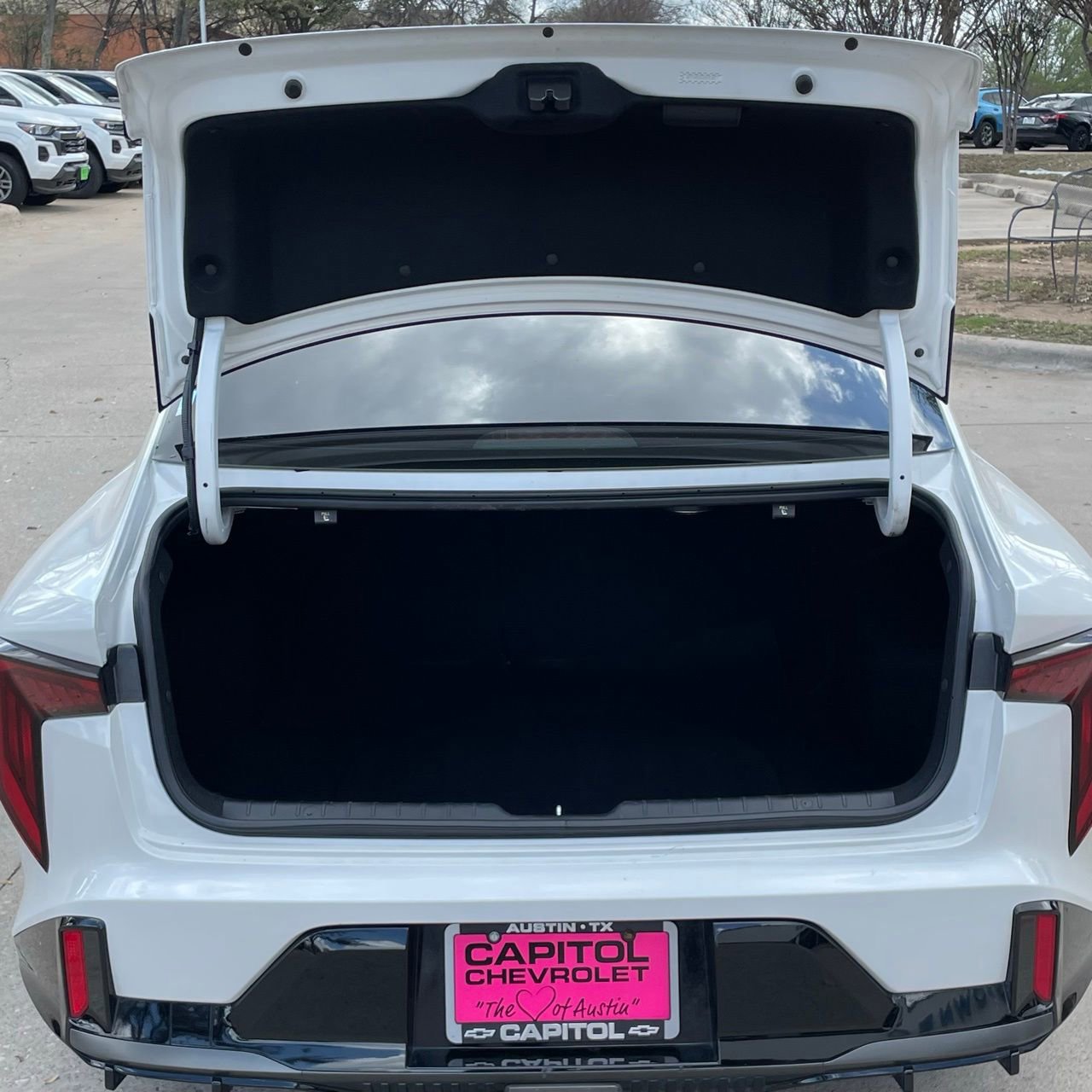 Used 2025 Kia K4 GT-Line w/ GT-Line Premium Package image 23