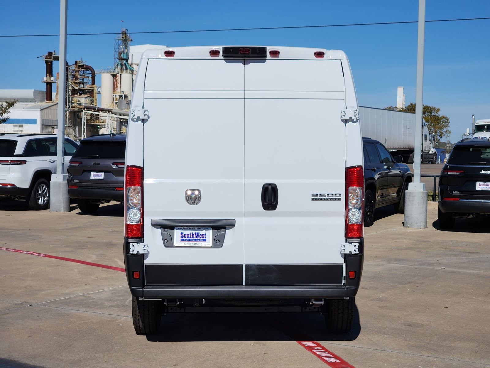 New 2026 RAM ProMaster 2500 w/ Convenience Group image 7