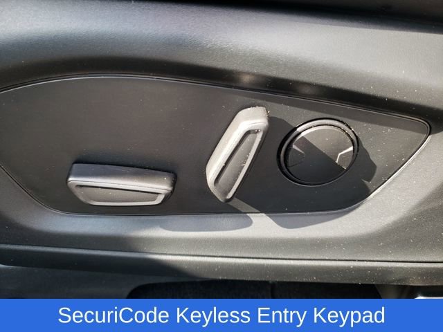 Used 2023 Ford Explorer XLT w/ Equipment Group 202A image 18