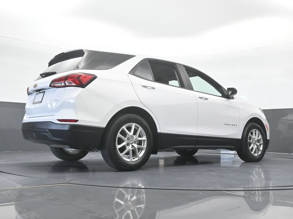 Used 2023 Chevrolet Equinox LS FWD image 59