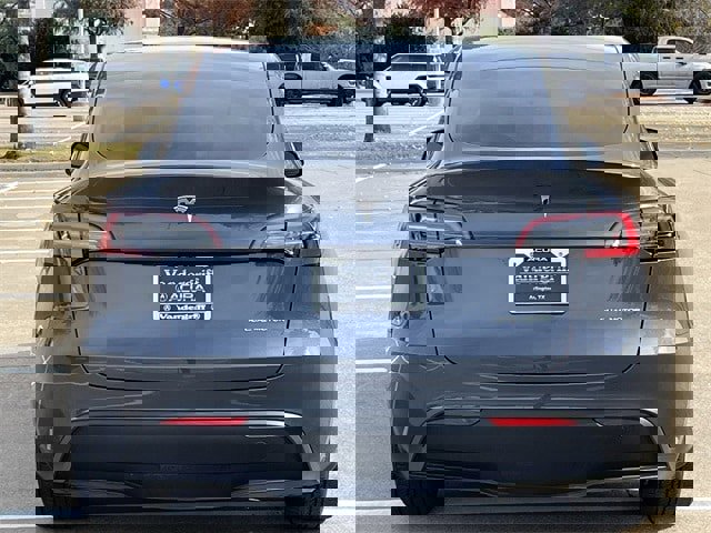 Used 2023 Tesla Model Y Long Range image 5