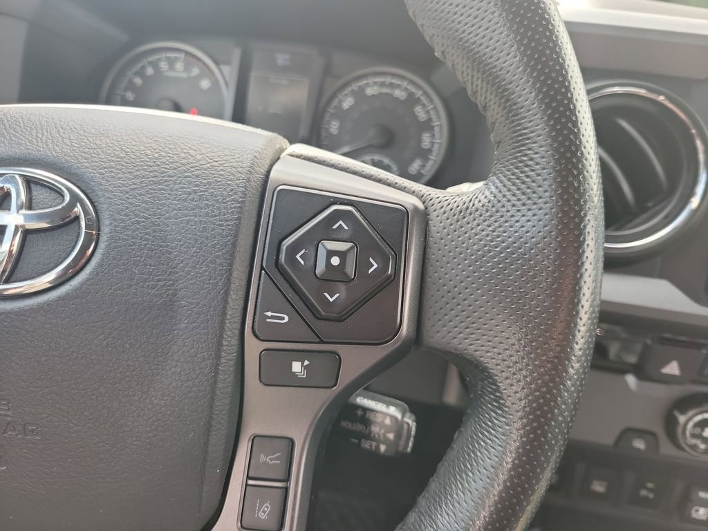 Used 2018 Toyota Tacoma TRD Off-Road w/ Technology Package RWD image 20