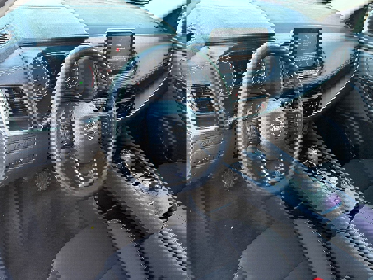 Certified 2025 Nissan Rogue S image 14