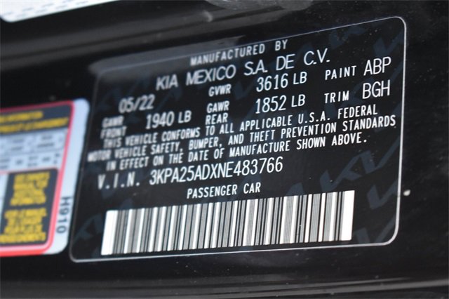 Used 2022 Kia Rio S image 32