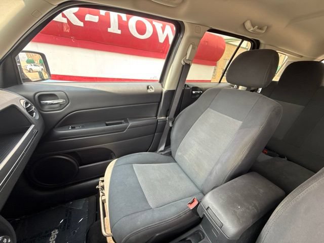 Used 2017 Jeep Patriot Sport w/ Power Value Group FWD image 14