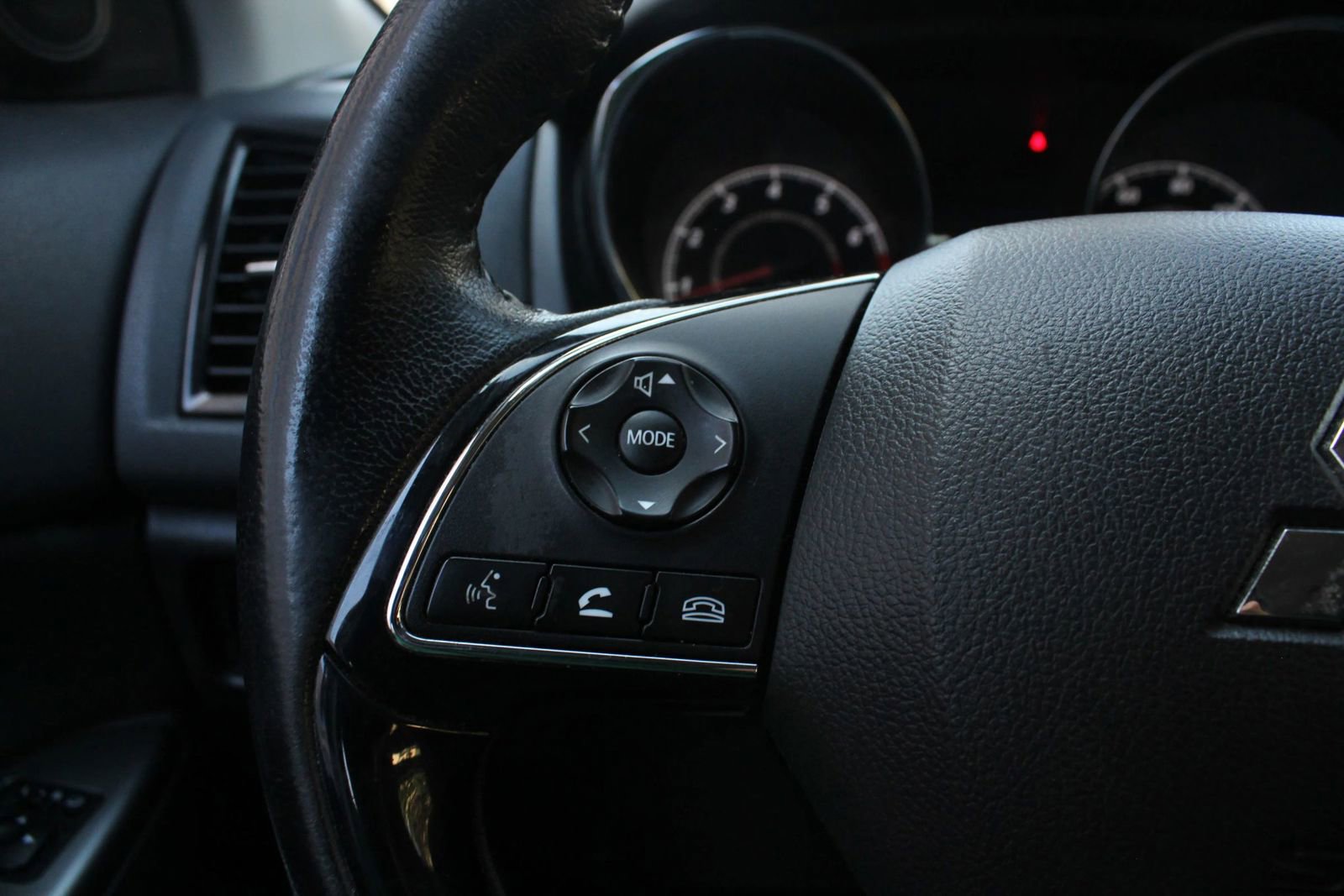 Used 2021 Mitsubishi Outlander Sport SE FWD image 28