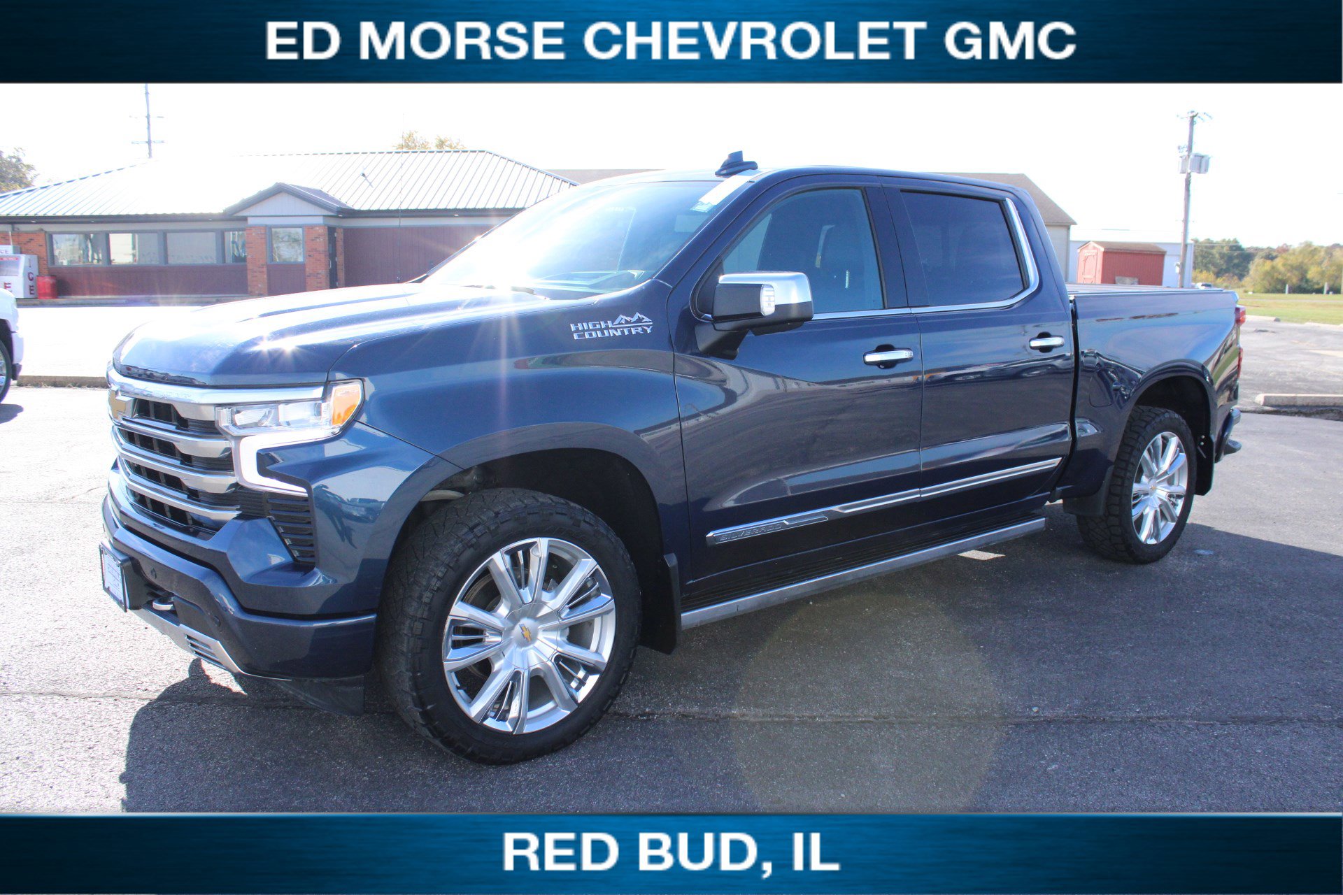 Used 2023 Chevrolet Silverado 1500 High Country w/ High Country Premium Package image 4