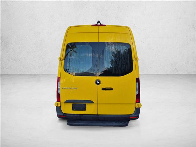Used 2024 Mercedes-Benz eSprinter 170 Cargo image 6