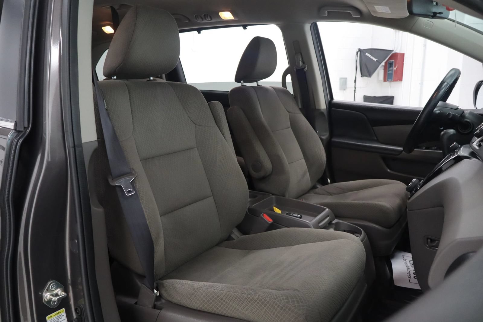 Used 2015 Honda Odyssey EX image 25
