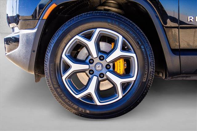Used 2022 Rivian R1T Adventure AWD/4WD image 9