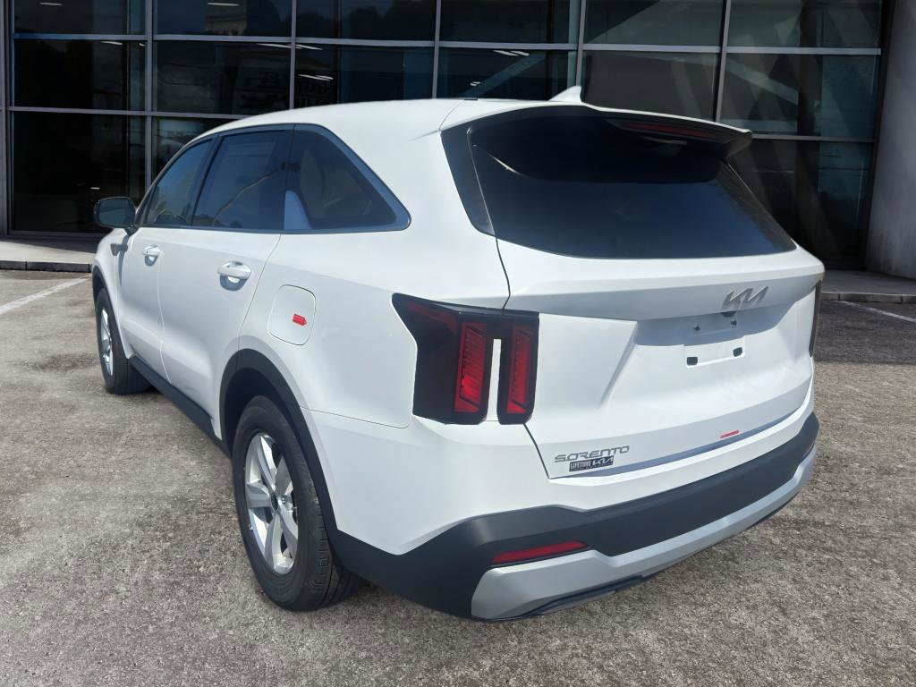 New 2026 Kia Sorento LX image 7