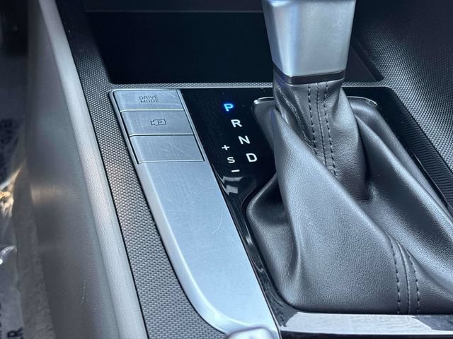 Certified 2024 Hyundai Elantra SE FWD image 23