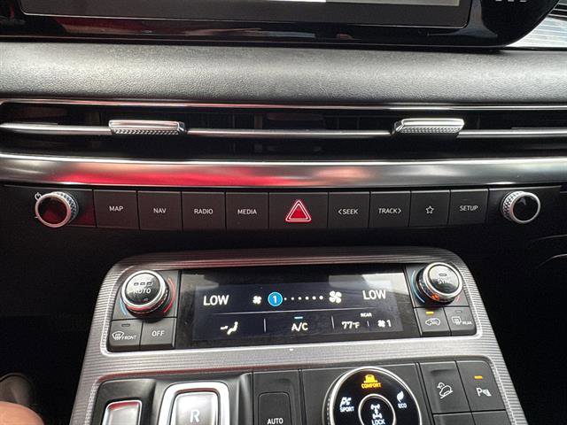 Used 2023 Hyundai Palisade Calligraphy image 27