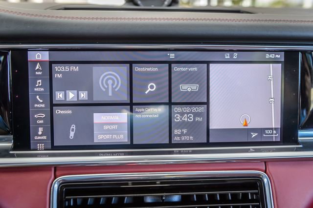 Used 2020 Porsche Panamera image 20