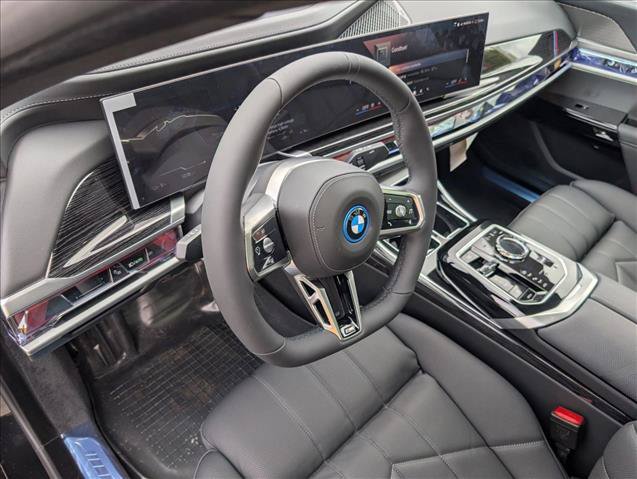 New 2026 BMW i7 M70 w/ M Sport Package RWD image 3
