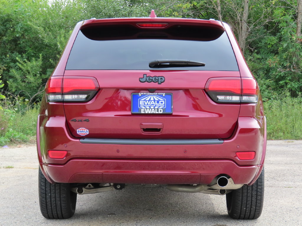 Used 2022 Jeep Grand Cherokee Laredo X AWD/4WD image 16