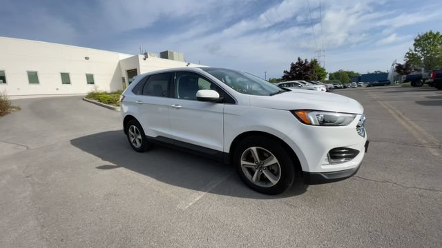 Certified 2022 Ford Edge SEL w/ Convenience Package AWD/4WD image 2