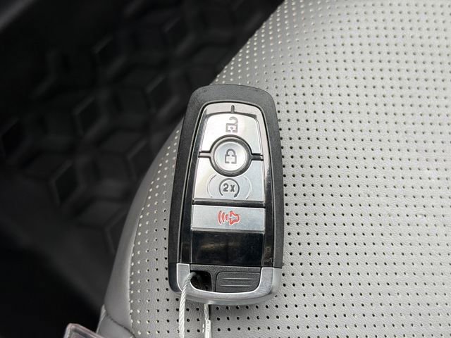 Used 2025 Ford Bronco Sport Badlands image 10