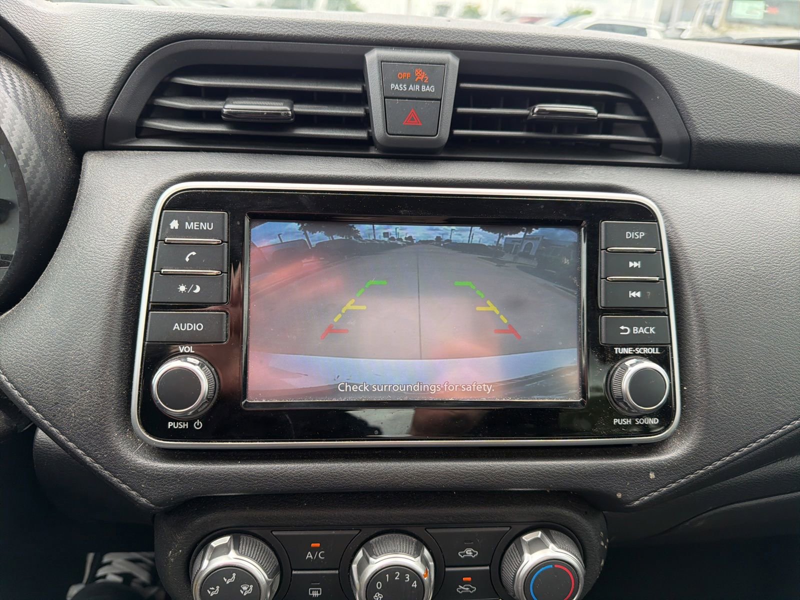 Used 2022 Nissan Versa S FWD image 14