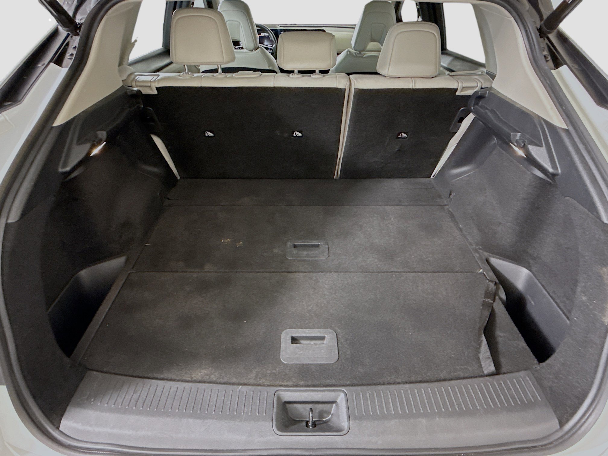 Used 2023 Nissan Ariya FWD image 46