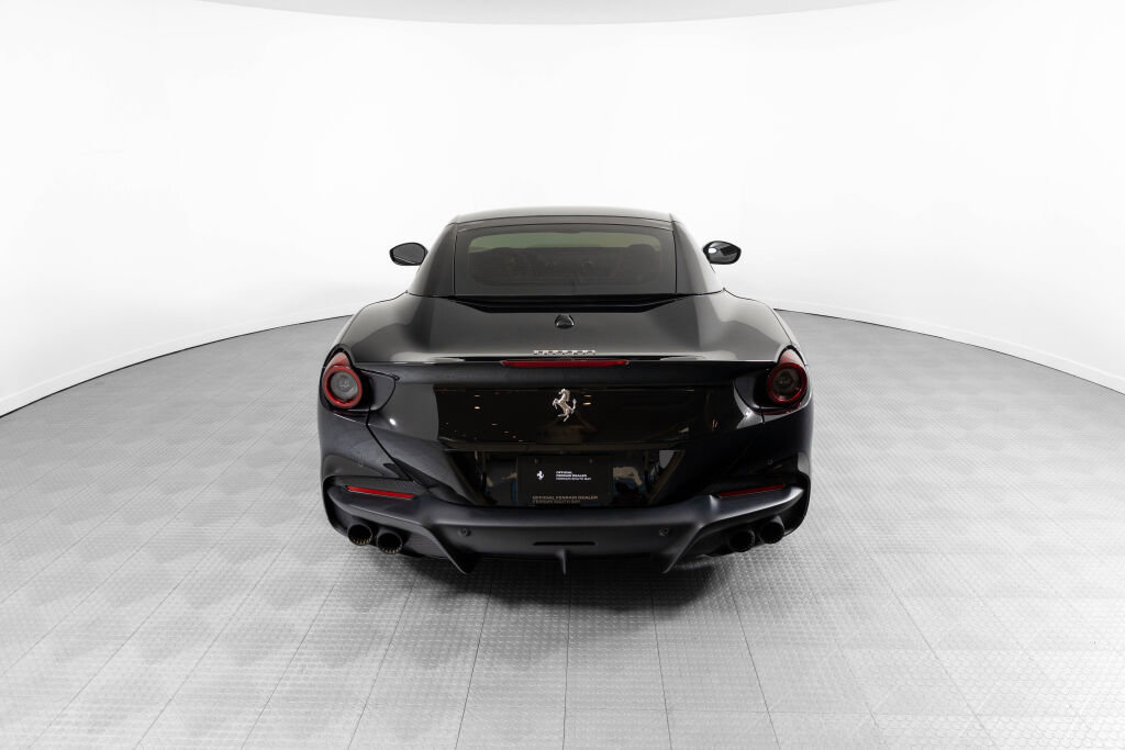 Certified 2023 Ferrari Portofino M image 7