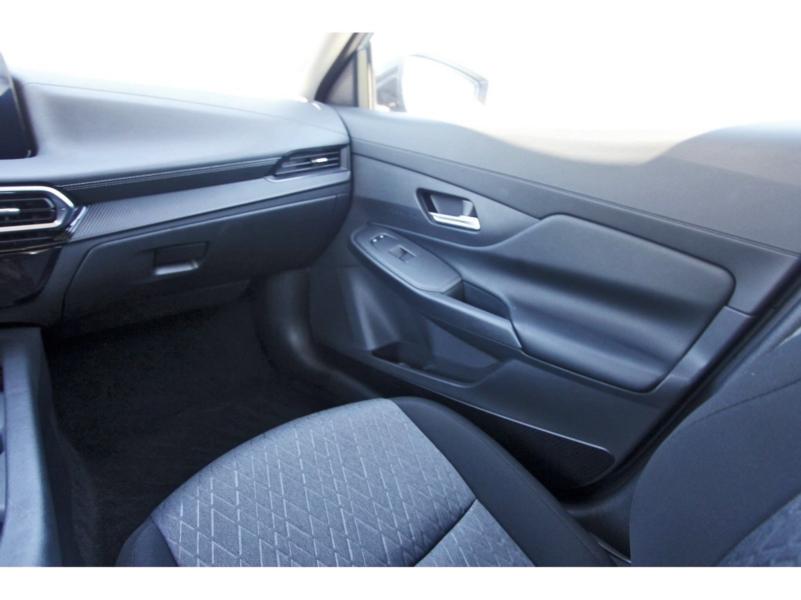 Certified 2026 Nissan Sentra SV w/ Floor Mat Package FWD image 14