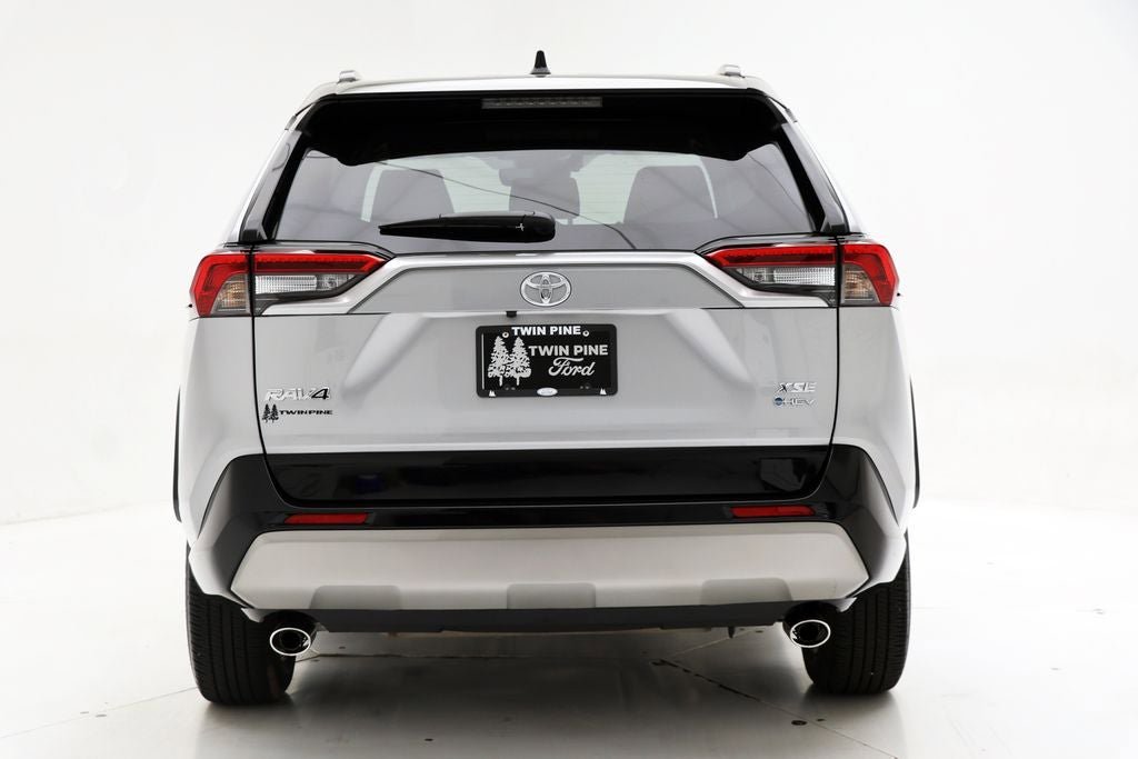 Used 2025 Toyota RAV4 XSE w/ Weather Package AWD/4WD image 7