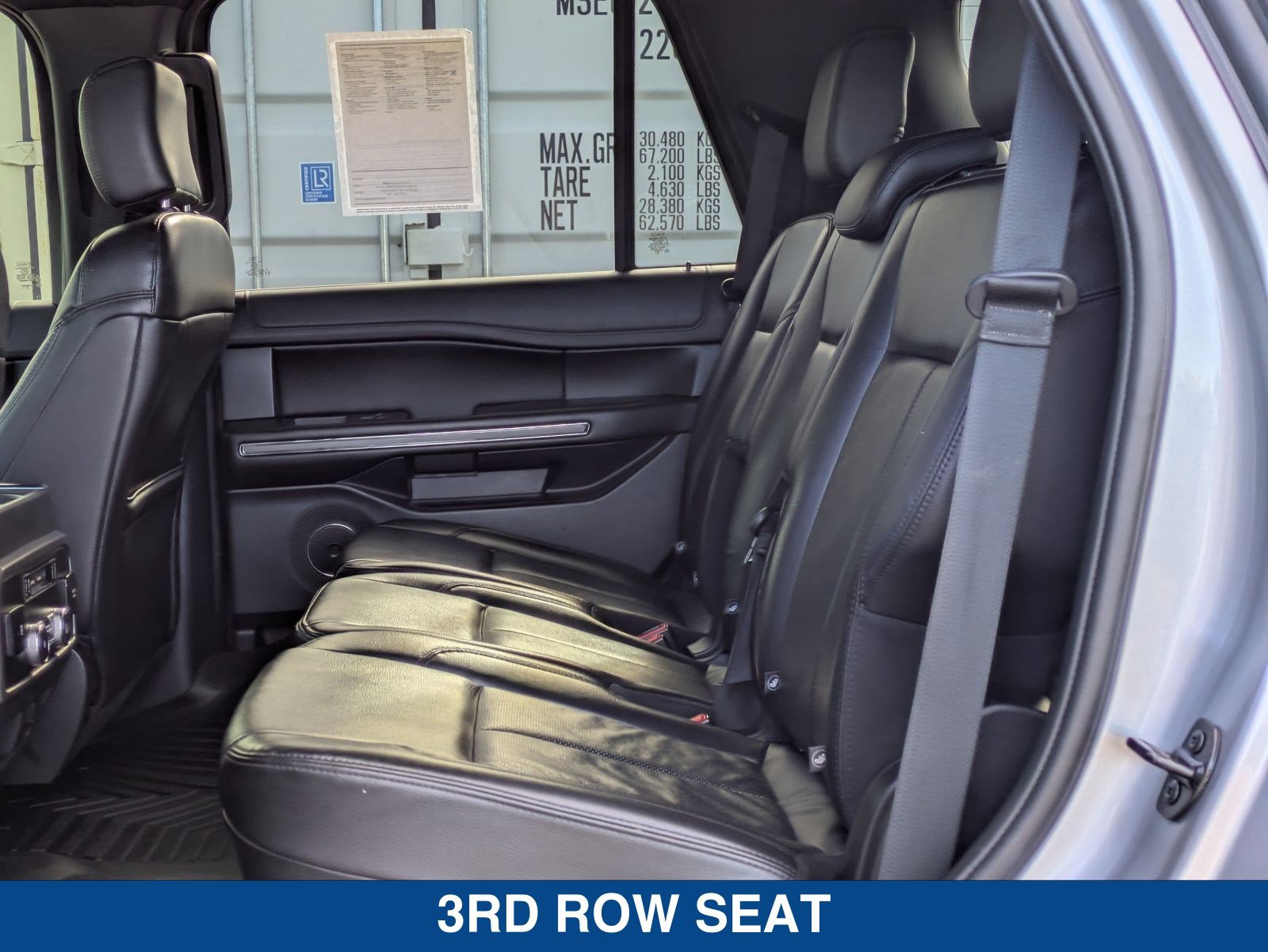 Used 2020 Ford Expedition XLT w/ Equipment Group 202A RWD image 16