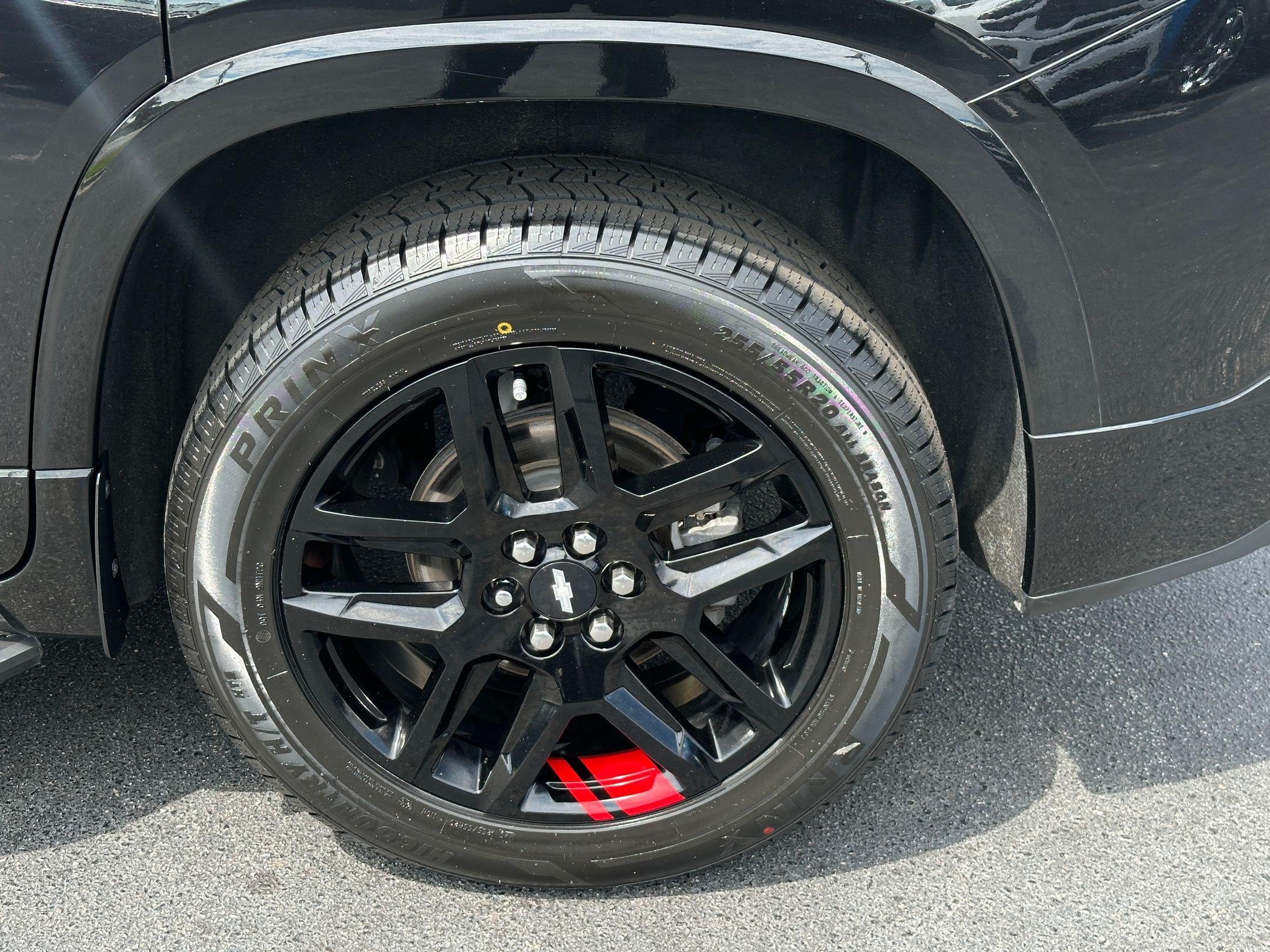 Used 2021 Chevrolet Traverse Premier w/ Redline Edition FWD image 9