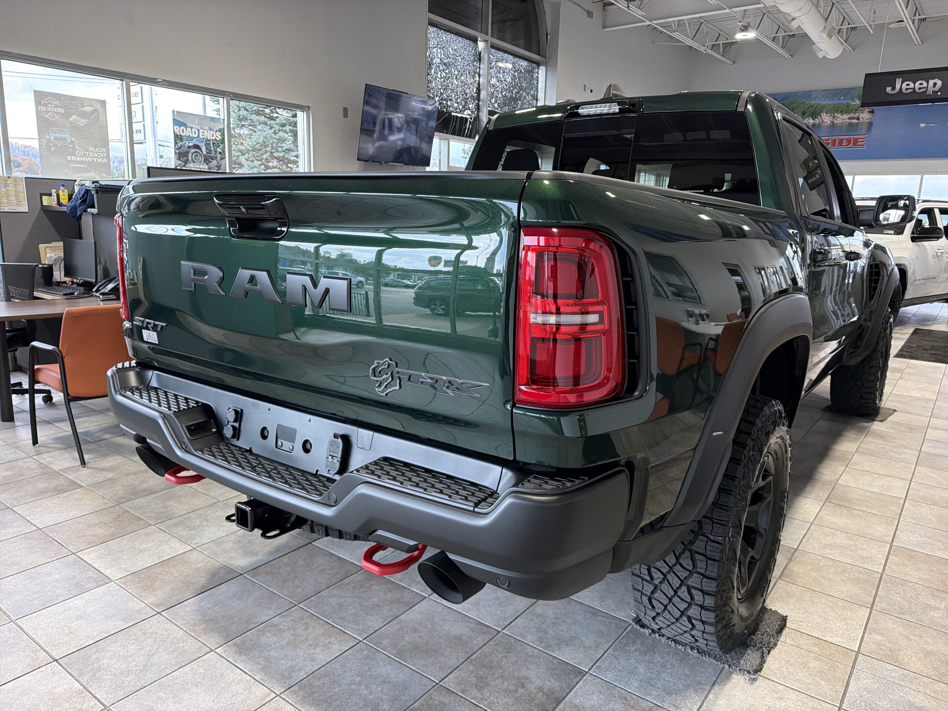 New 2027 RAM 1500 4x4 Crew Cab image 7