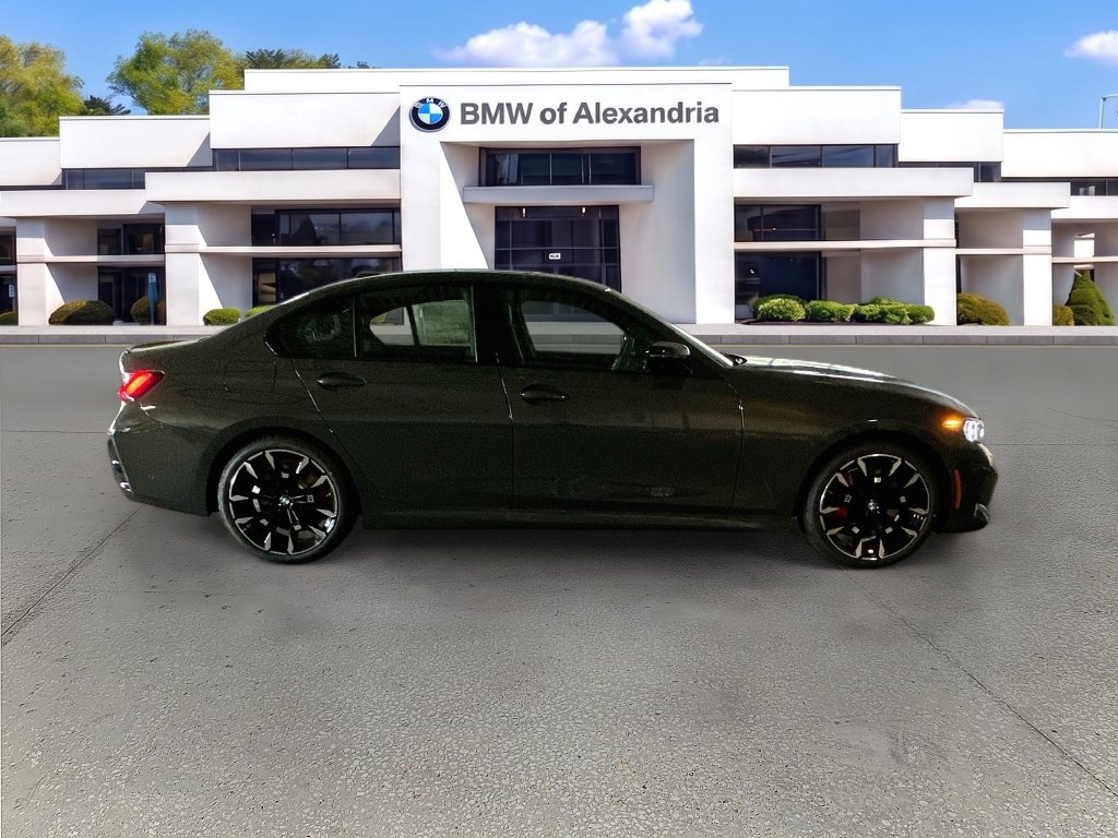 New 2026 BMW 330i xDrive Sedan w/ M Sport Package AWD/4WD image 4