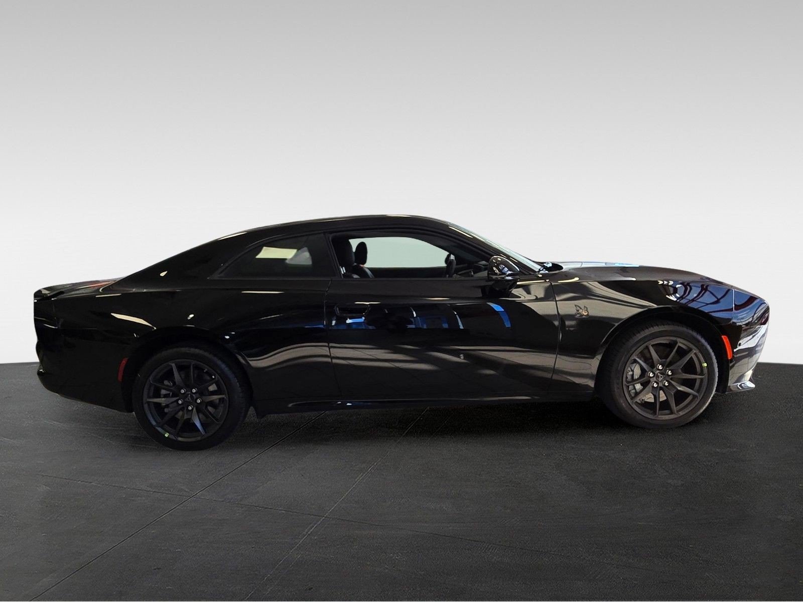 New 2026 Dodge Charger Scat Pack w/ Blacktop Package AWD/4WD image 4