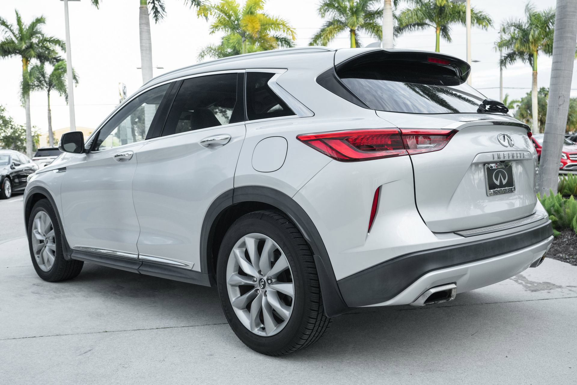 Used 2019 INFINITI QX50 Luxe w/ Navigation Package image 6