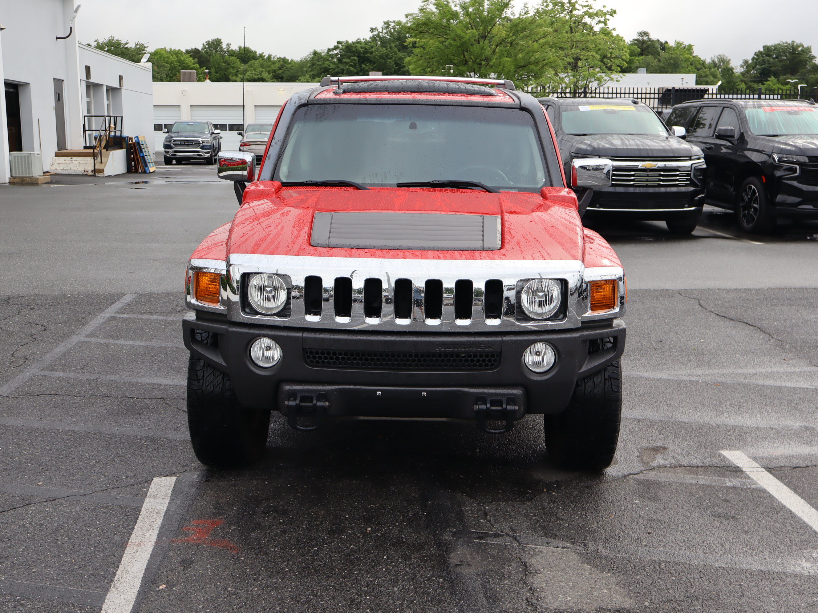 Used 2007 HUMMER H3 w/ Chrome Appearance Package AWD/4WD image 3
