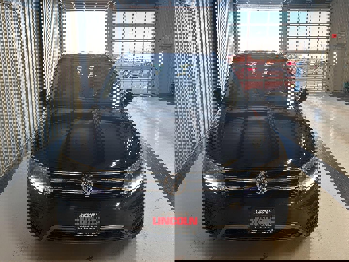 Used 2018 Volkswagen Tiguan SE image 7