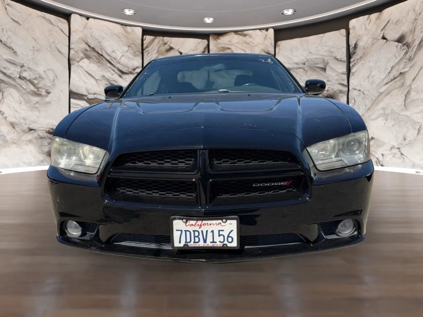 Used 2014 Dodge Charger R/T RWD image 2