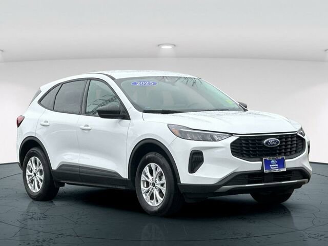 Used 2025 Ford Escape Active w/ Tech Pack #1 image 8