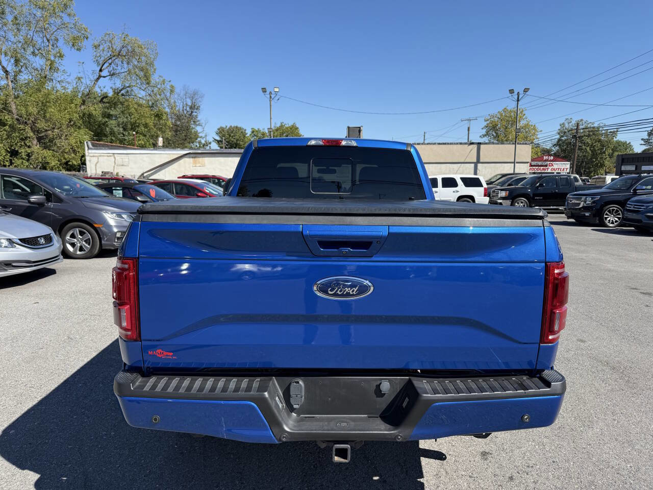 Used 2016 Ford F150 Lariat w/ Equipment Group 501A Mid image 4