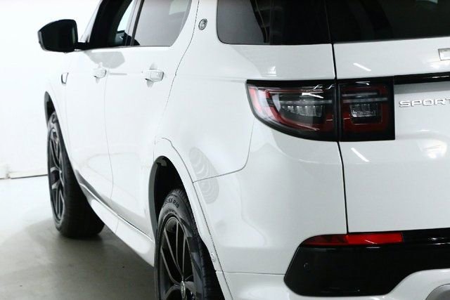 Certified 2025 Land Rover Discovery Sport S image 6