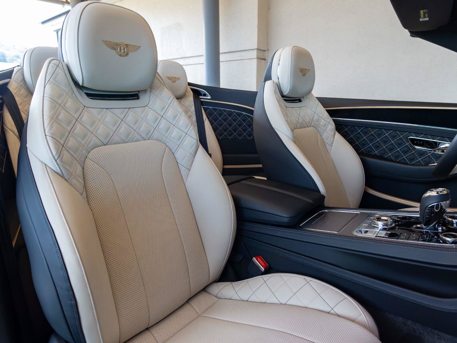 Used 2024 Bentley Continental GT Mulliner AWD/4WD image 50
