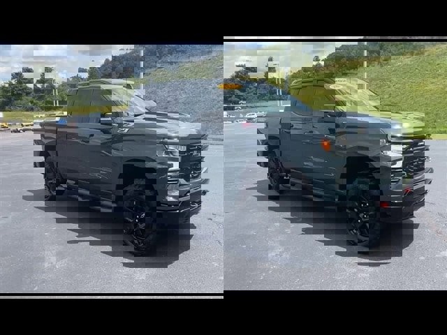 New 2026 Chevrolet Silverado 1500 LT Trail Boss w/ Convenience Package II image 2
