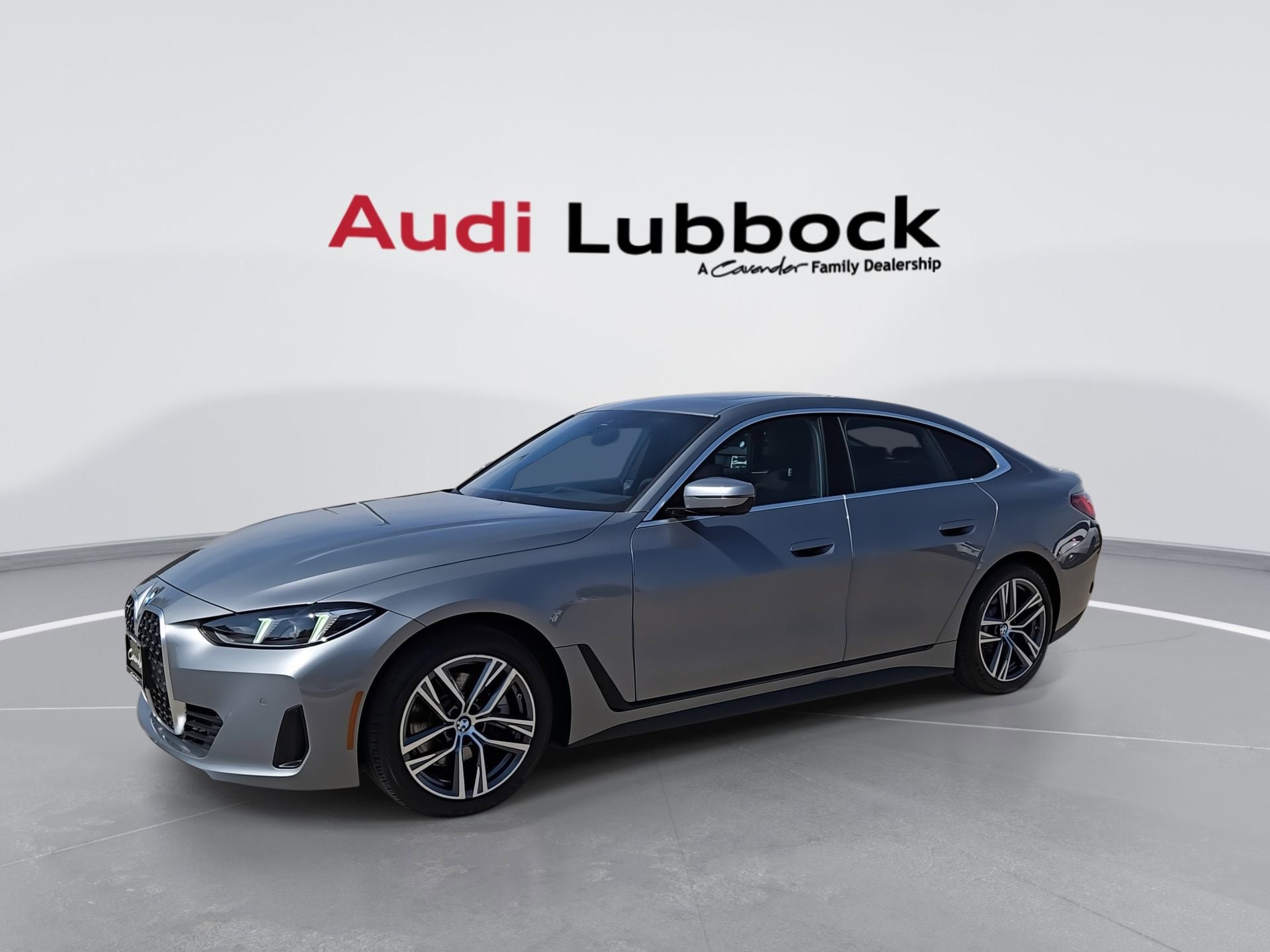 Used 2025 BMW 430i xDrive w/ Premium Package AWD/4WD image 4