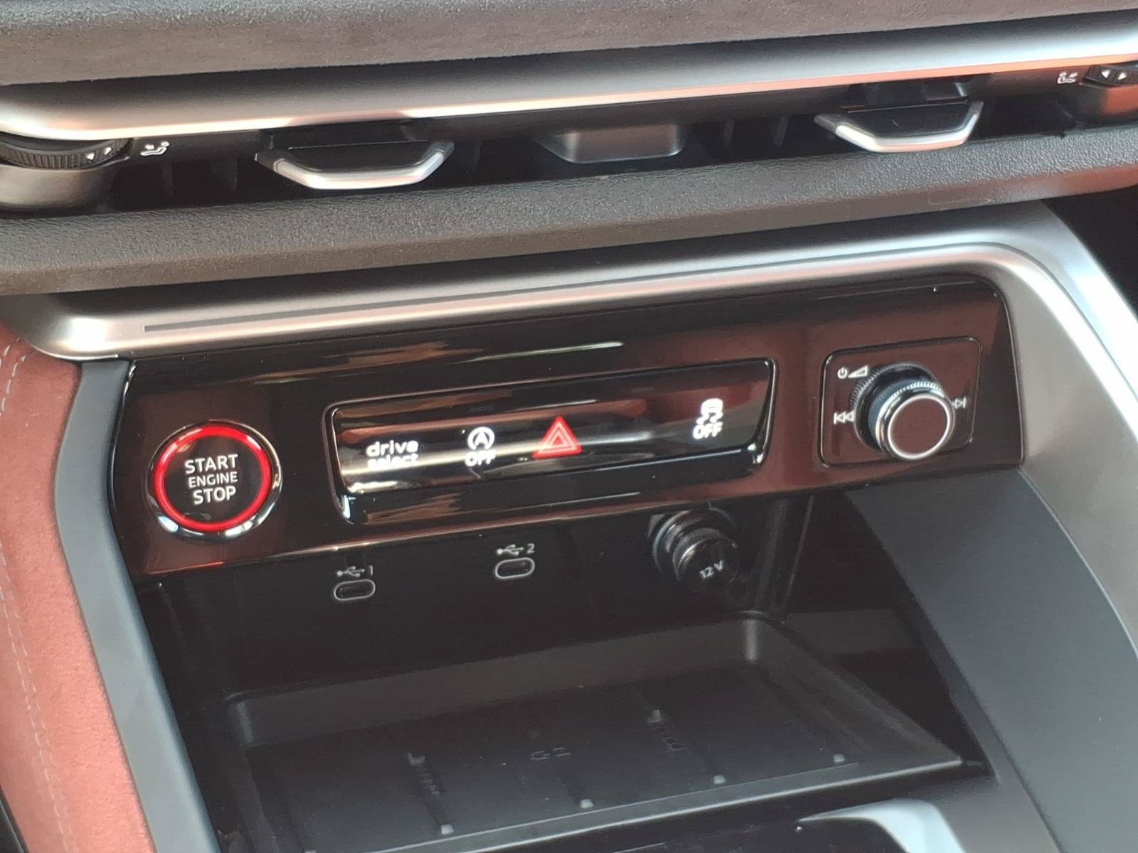New 2026 Audi SQ5 Prestige AWD/4WD image 20